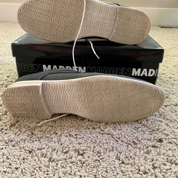 M-Taro Steve Madden men’s Oxford shoe - Picture 5 of 5